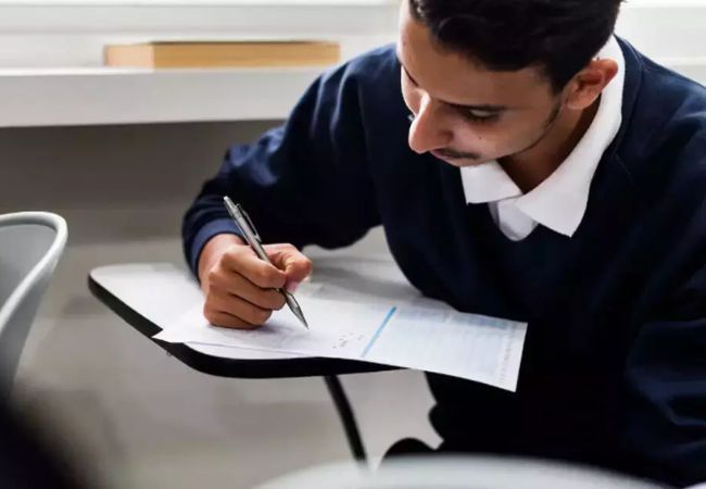 Second PUC results: Life convict clears exam with distinction, DGP lauds effort